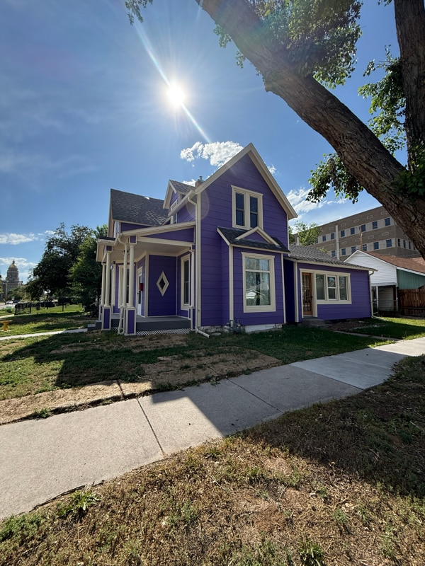 property at 222 E 25th St