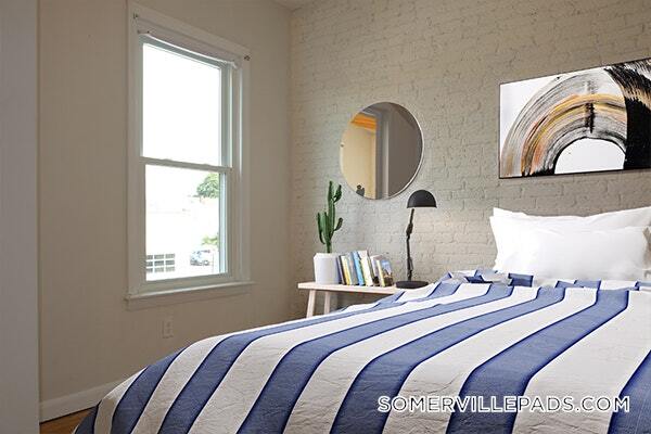 164 Broadway, Unit 2 in Somerville, MA - Building Photo - Building Photo