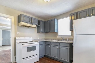 405 E Woodside St in South Bend, IN - Building Photo - Building Photo