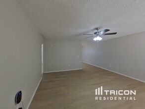 1006 E Clarendon Ave in Phoenix, AZ - Building Photo - Building Photo