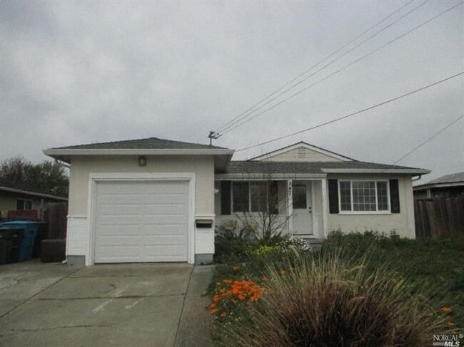 property at 342 Los Altos Pl