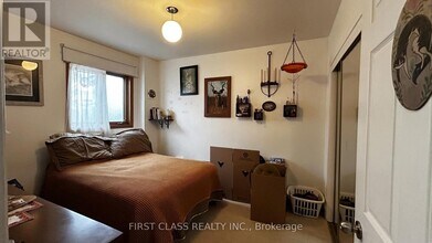 70 Twenty Fourth St in Toronto, ON - Building Photo - Building Photo