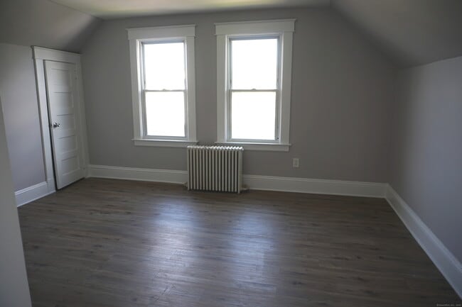 3371 Main St in Hartford, CT - Building Photo - Building Photo