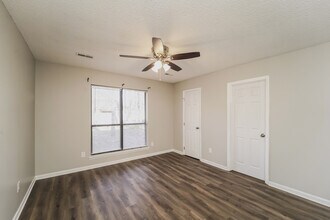 8006 Beacon Hills Rd in Indian Trail, NC - Building Photo - Building Photo