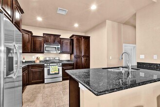 5413 Roberto Avalos Ct in El Paso, TX - Building Photo - Building Photo