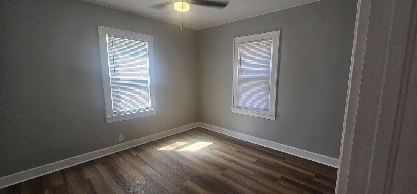 2115 W 8th St in Anderson, IN - Building Photo