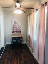527 8th St N in St. Petersburg, FL - Building Photo - Building Photo