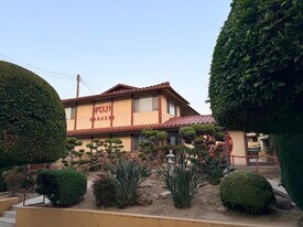 540 Evergreen St, Unit 160 in Inglewood, CA - Building Photo