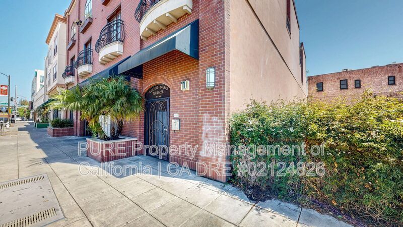 110 5th St in Santa Rosa, CA - Building Photo