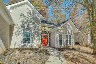 7092 Brook Side Landing in Stone Mountain, GA - Foto de edificio - Building Photo