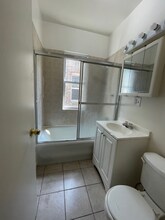 1656 N Linder Ave in Chicago, IL - Building Photo - Building Photo