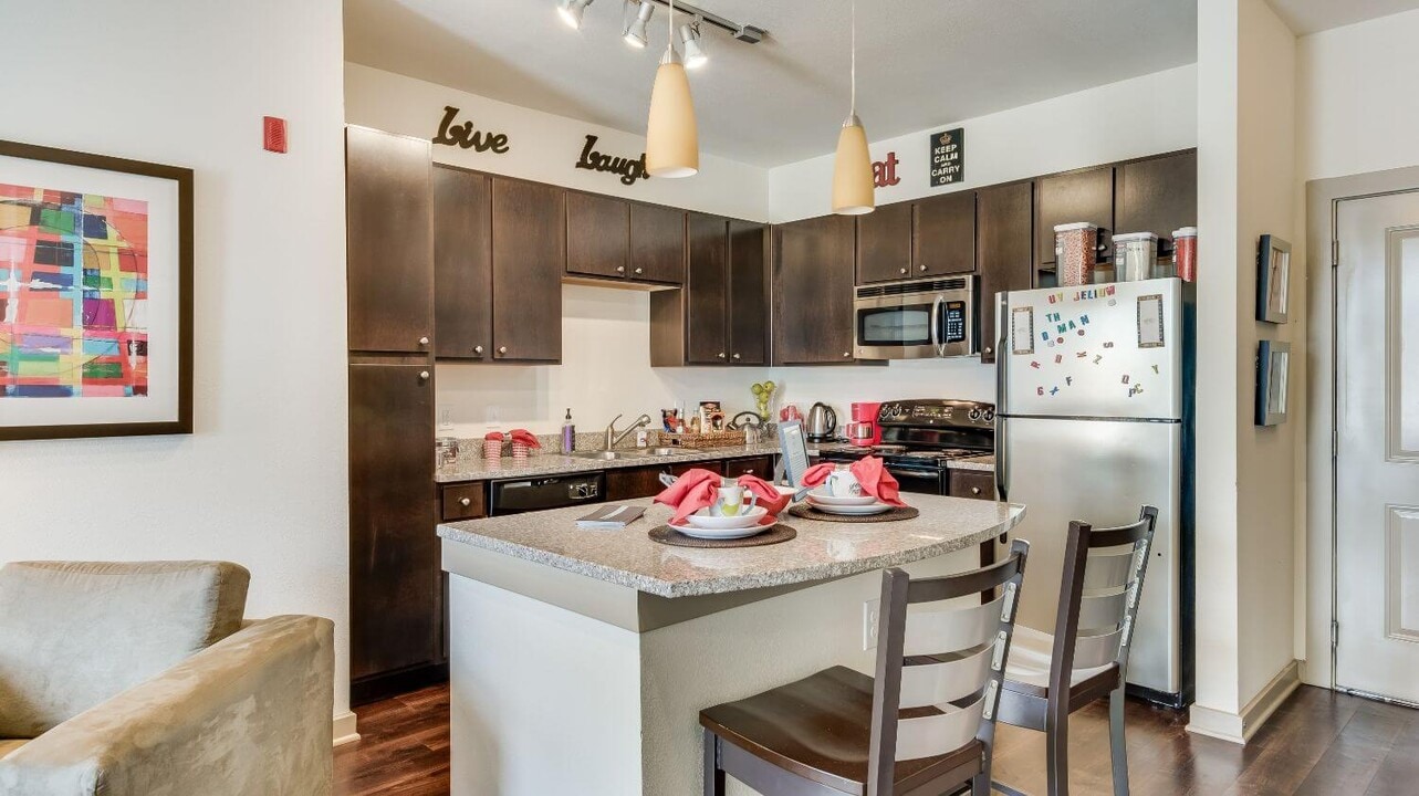 The Domain at Columbia in Columbia, MO - Building Photo