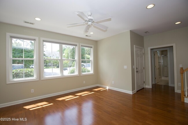 255 E Delaware Ave, Unit 3-3 in Southern Pines, NC - Building Photo - Building Photo
