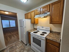 130-132 N 21st St-Unit -Unit 132 in Mount Vernon, WA - Building Photo - Building Photo