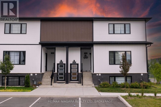 4263-4263 Fourth Ave in Niagara Falls, ON - Building Photo - Building Photo