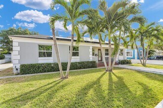 916 31st St in West Palm Beach, FL - Building Photo - Building Photo