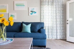 1703 Logan Ave in San Diego, CA - Building Photo