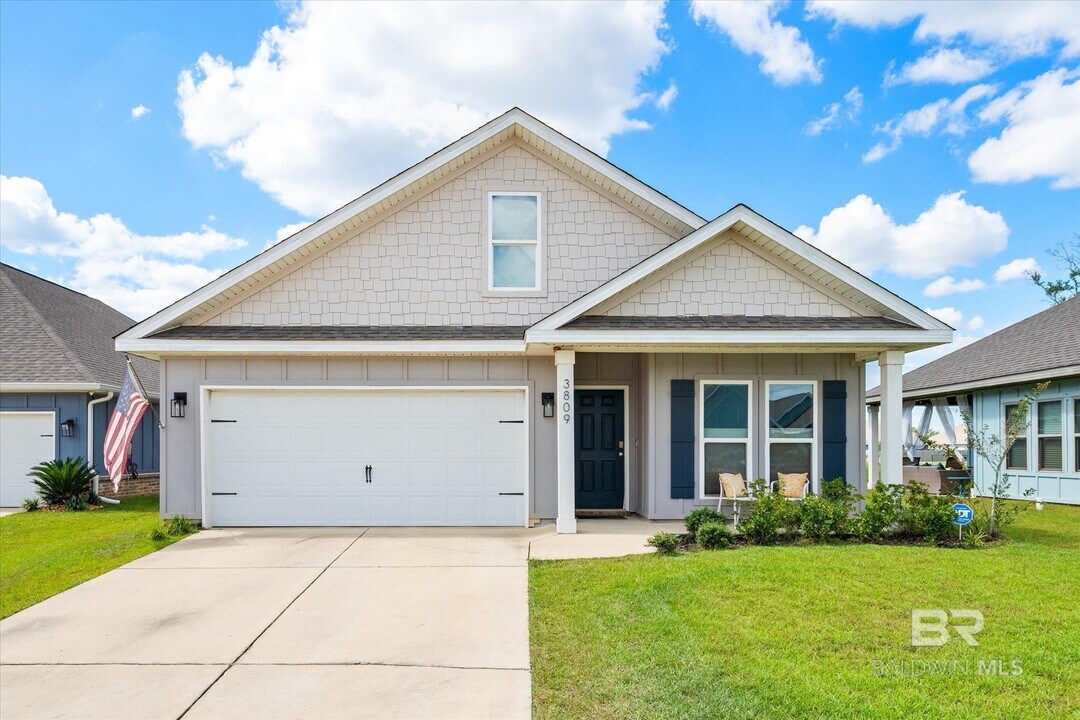 3809 Borman Ct in Gulf Shores, AL - Building Photo