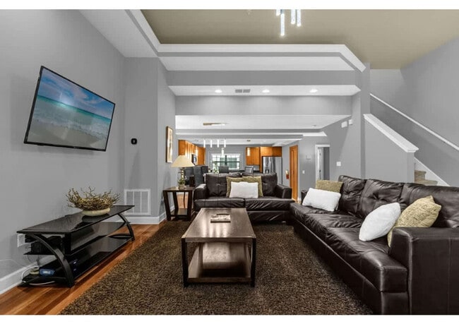 property at 8228 Cloisters Cres Ave