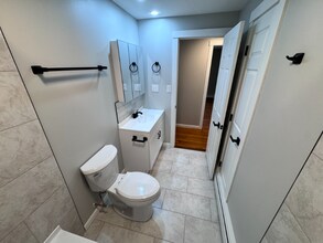 1 Selander St in New Britain, CT - Foto de edificio - Building Photo