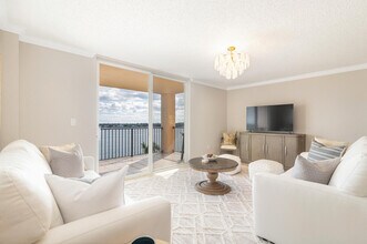 1801 N Flagler Dr in West Palm Beach, FL - Building Photo - Building Photo