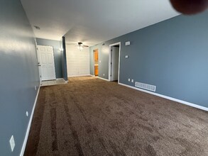 2408 W Pasmoso Dr in Peoria, IL - Building Photo - Building Photo
