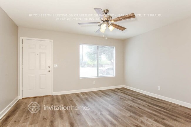 15008 W Calavar Rd in Surprise, AZ - Building Photo - Building Photo