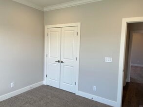 6956 Barlow Ct in Newburgh, IN - Building Photo - Building Photo