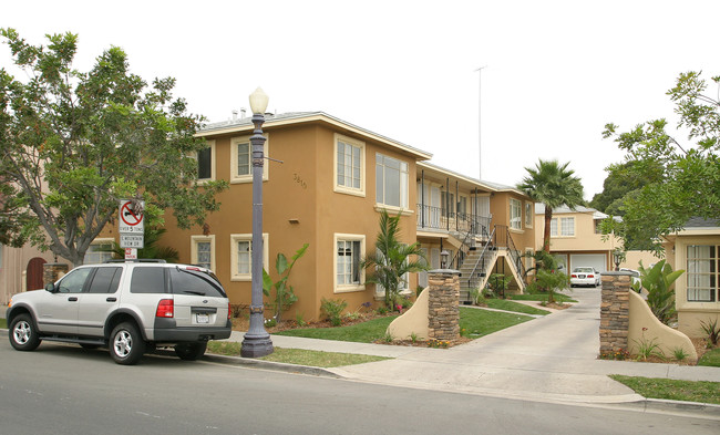 3810-3812 Adams Ave in San Diego, CA - Building Photo - Building Photo