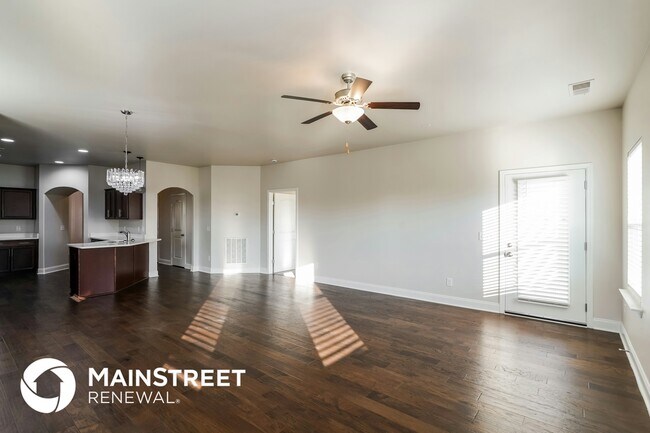 1009 Ellington Dr in Gallatin, TN - Foto de edificio - Building Photo