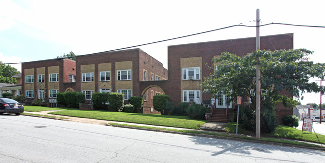 Oakwood Apartments