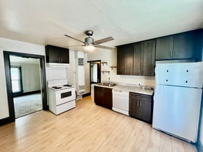 1809 S 14th St in Sheboygan, WI - Foto de edificio - Building Photo