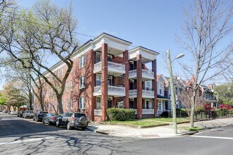 The Maya in Richmond, VA - Foto de edificio - Building Photo