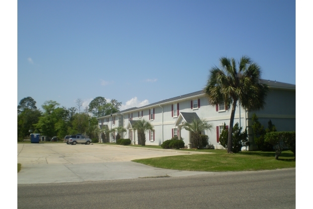 Beaujolais Villas in D'Iberville, MS - Building Photo - Building Photo