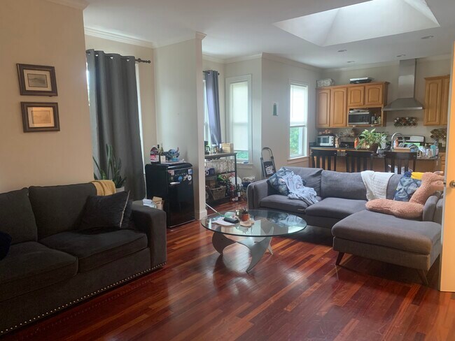 113 5th St, Unit 113