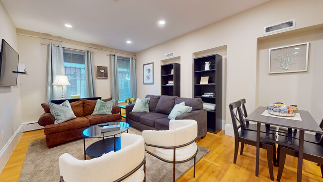 290 Beacon St, Unit 3