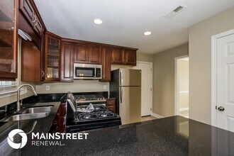 6209 Forest Pond Dr in Charlotte, NC - Building Photo - Building Photo