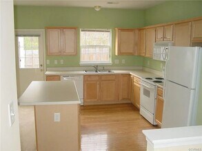 2039 Mountain Gate Ln in Glen Allen, VA - Building Photo - Building Photo