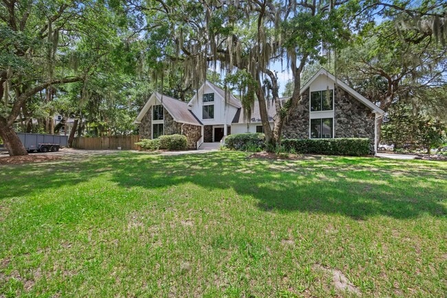 1 Forest Trail Ct in Isle Of Palms, SC - Building Photo - Building Photo