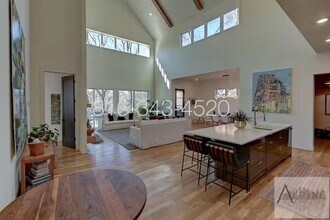 5330 Oak St in Kansas City, MO - Building Photo - Building Photo