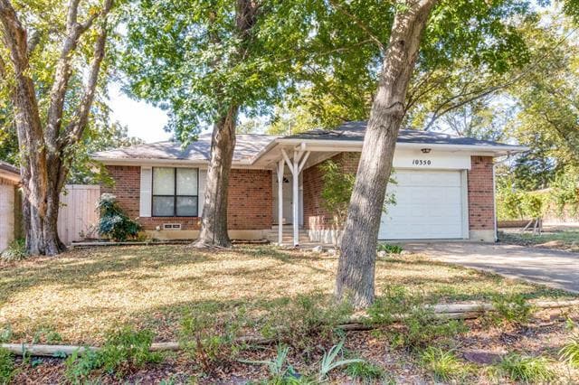 property at 10350 Country Club Dr
