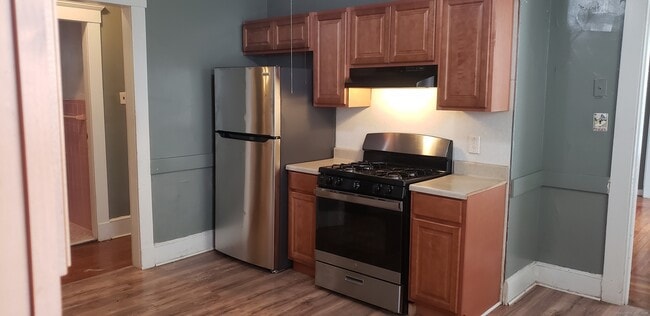 379 Winthrop Ave in New Haven, CT - Building Photo - Building Photo