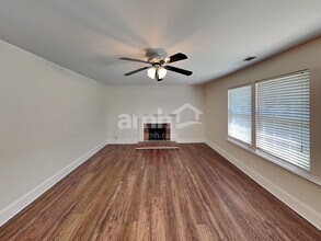 9634 Brookmere Ln in Charlotte, NC - Building Photo - Building Photo