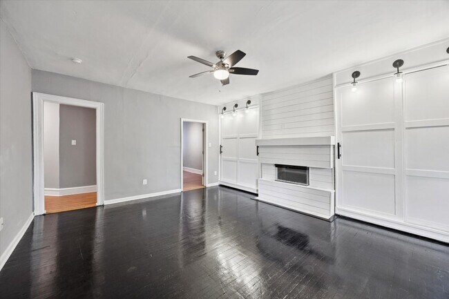 5235 Wissahickon Ave in Philadelphia, PA - Building Photo - Building Photo