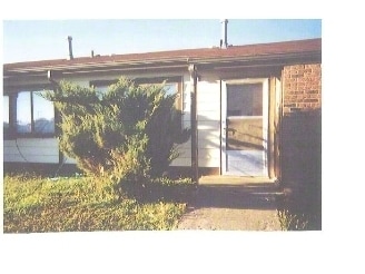 Sunset Park Apartments in Leoti, KS - Building Photo