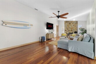 9414 Laura Anne Dr in Seminole, FL - Building Photo - Building Photo