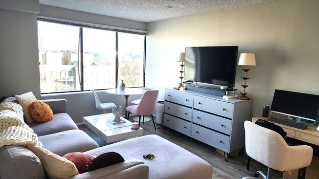 property at 1245 13th St NW