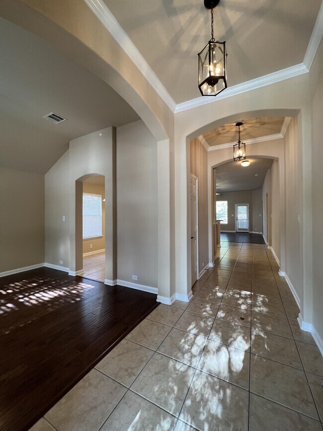 24431 Flint Creek in San Antonio, TX - Foto de edificio - Building Photo