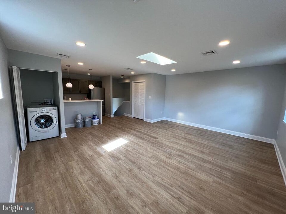 1939 Mt Vernon St in Philadelphia, PA - Building Photo