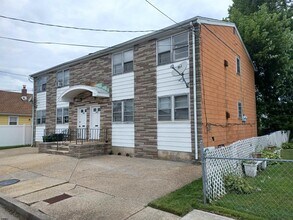 1653 Beach Ave in Atlantic City, NJ - Building Photo - Building Photo